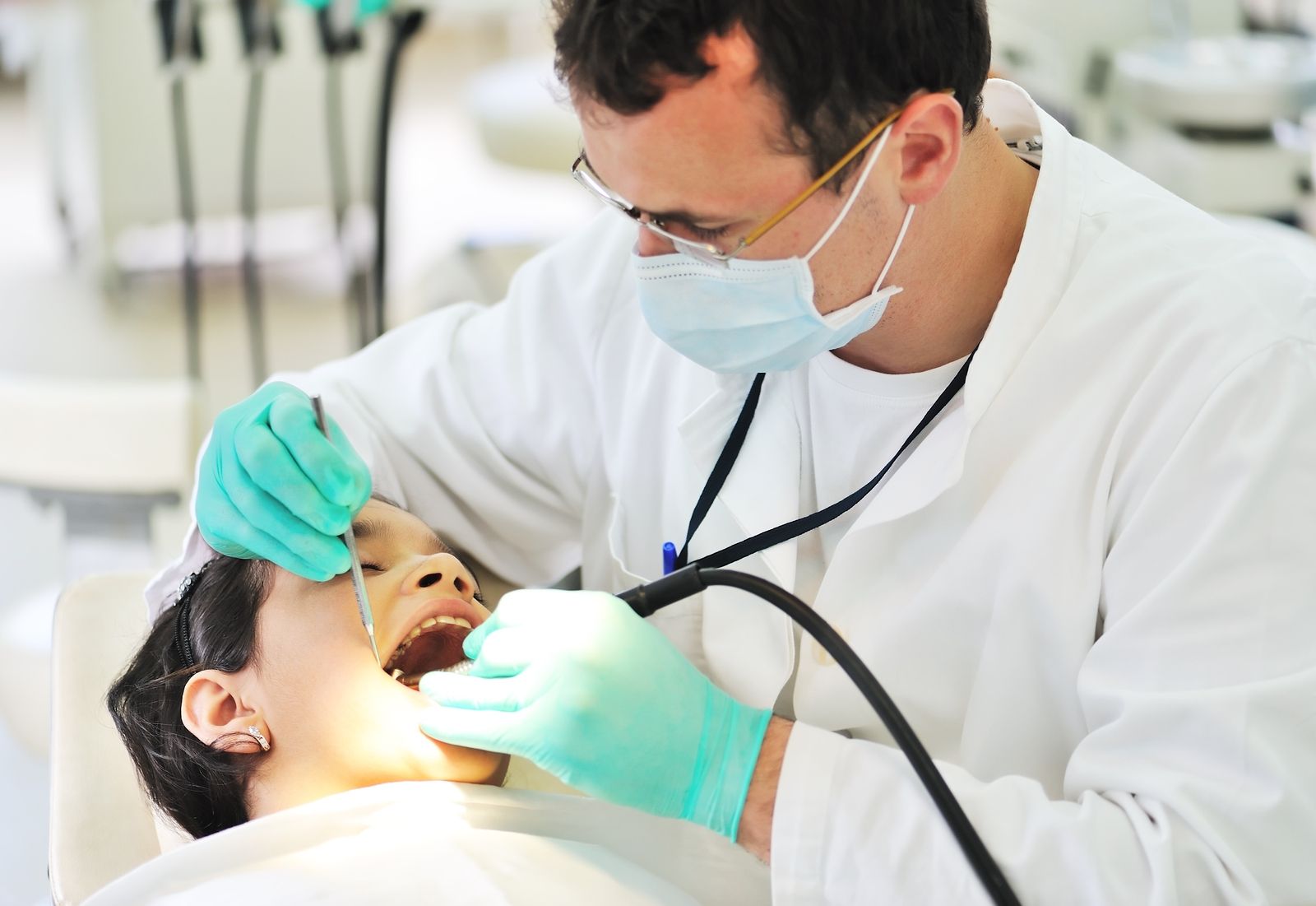 مشکلات کاری دندانپزشکان