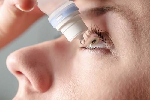 استفاده از قطره چشم اشک مصنوعی بعد از عمل فمتولیزیک، از بروز خشکی چشم تاحد قابل توجهی جلوگیری می کند.