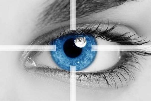کاشت لنز، از روش‌های موثر و گران قیمت برای اصلاح عیوب چشم است.